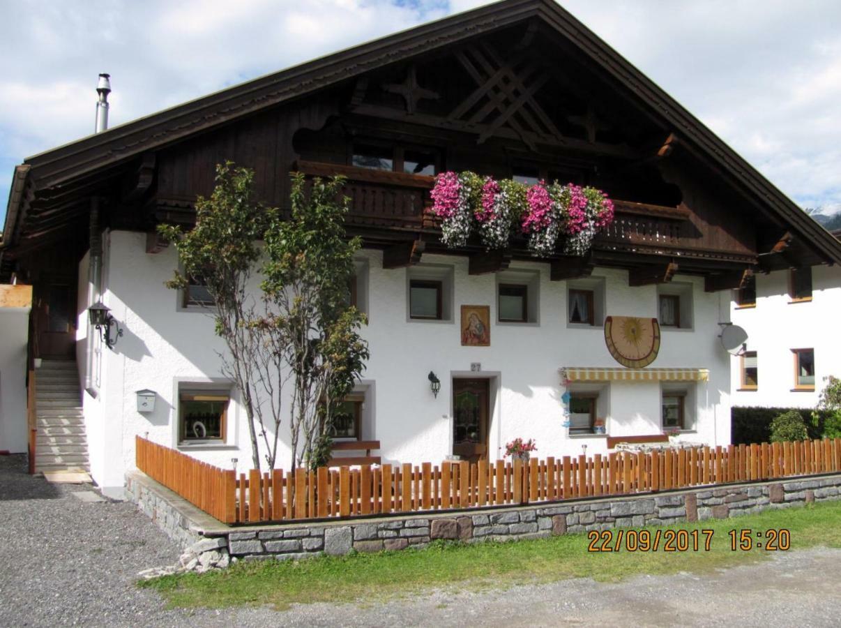 Bauernhaus Auer Längenfeld Buitenkant foto